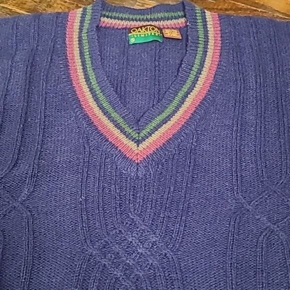 Vintage Navy Blue V-neck Unisex Shetland Wool Sweater - Picture 14 of 14